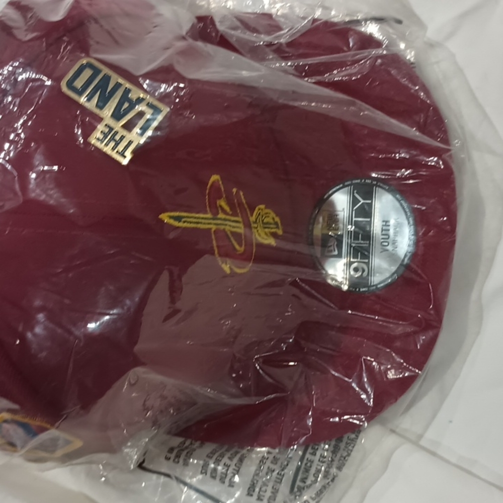 Cleveland Cavaliers youth hat